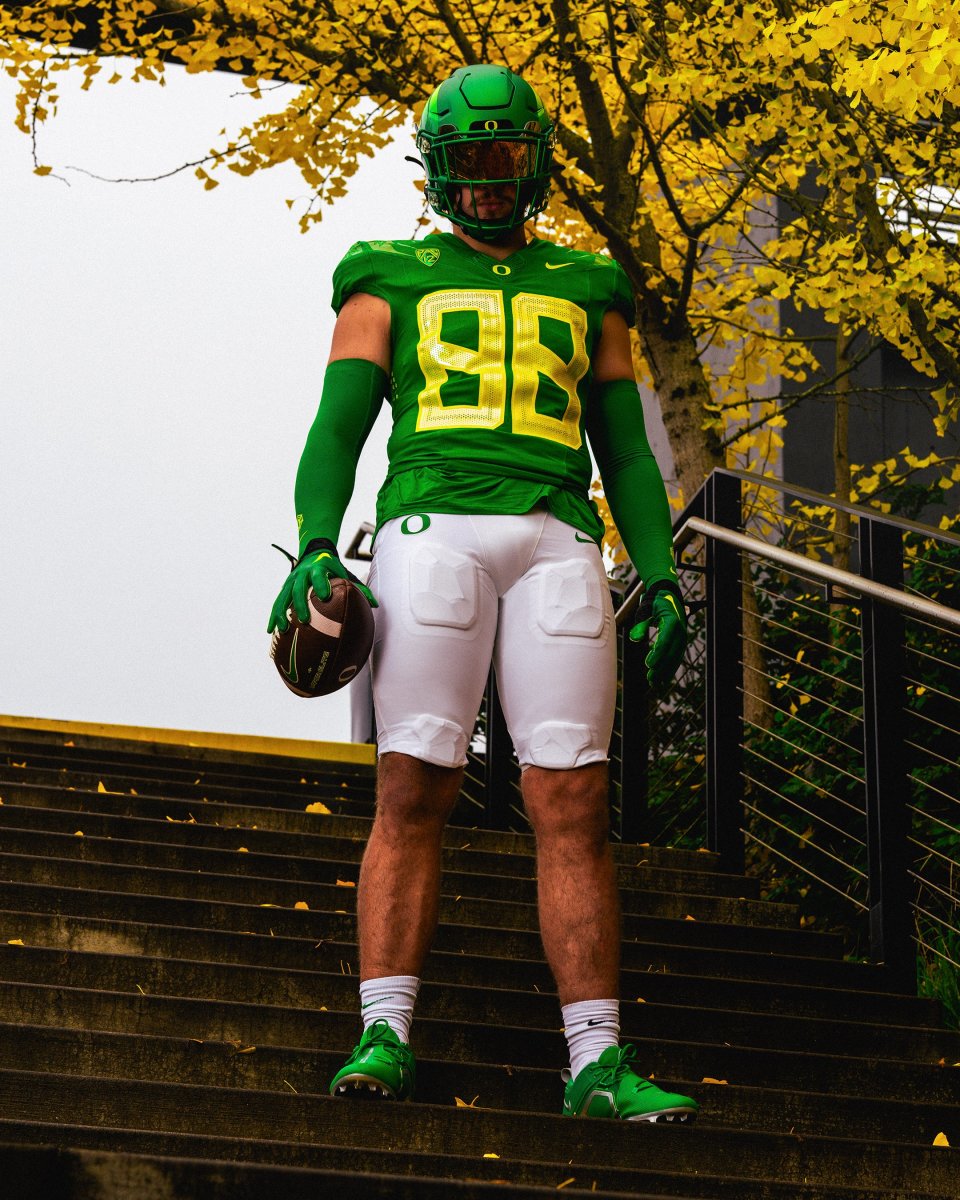 Oregon Ducks Unveil Uniforms Honoring Spencer Webb for Oregon State Beavers  Matchup - Sports Illustrated Oregon Ducks News, Analysis and More