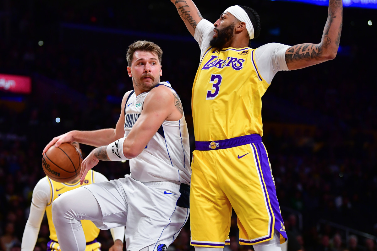 Lakers Highlights: Crazy LA 4th Quarter Rally Falls Short Against