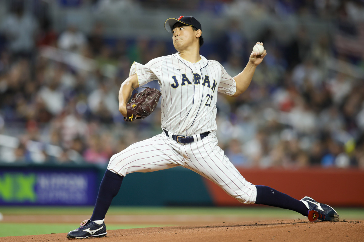 Chicago Cubs Linked to Surprising Japanese Pitcher in Free Agency