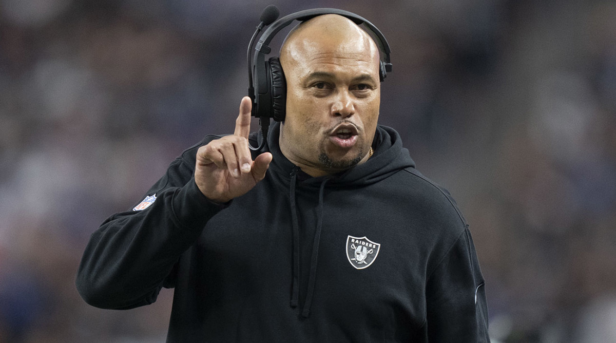 Las Vegas Raiders interim head coach Antonio Pierce