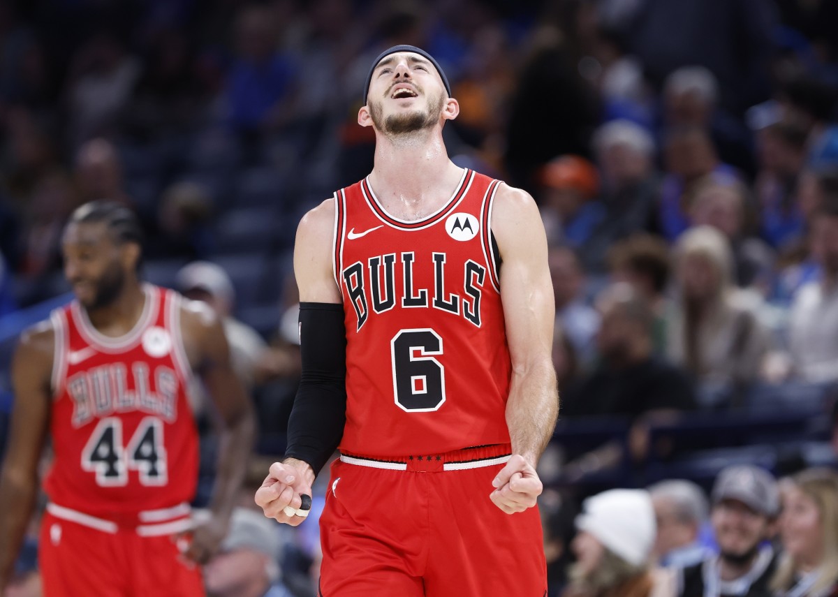 alex caruso chicago bulls jersey