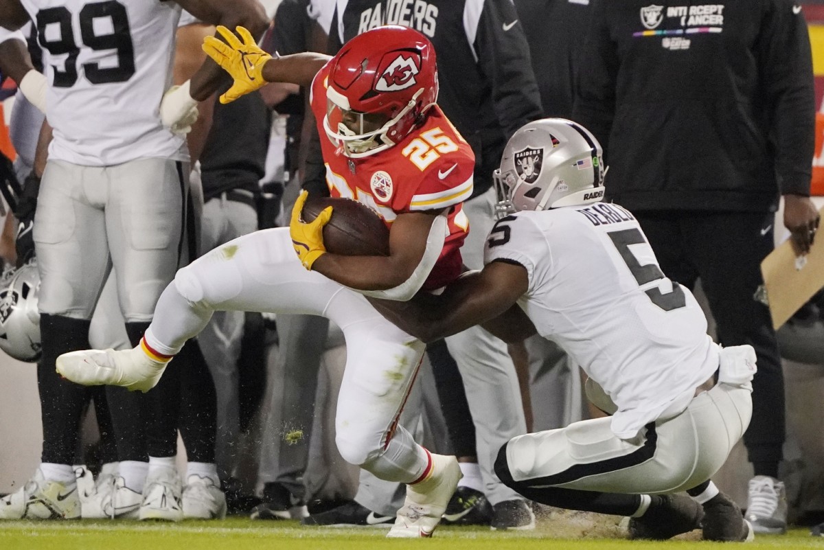 Linebacker Divine Deablo's play is key for a Las Vegas Raiders victory over the Kansas City Chiefs.