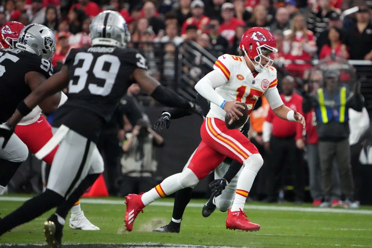 After jumping out to an early 14-0 lead, the Las Vegas Raiders were unable to contain Patrick Mahomes and the Kansas City Chiefs' offense.