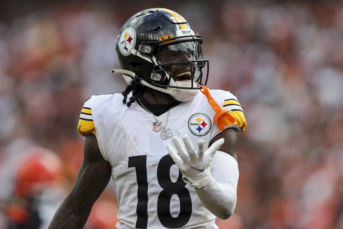 Pittsburgh Steelers WR Diontae Johnson Blasted For Lack of Effort