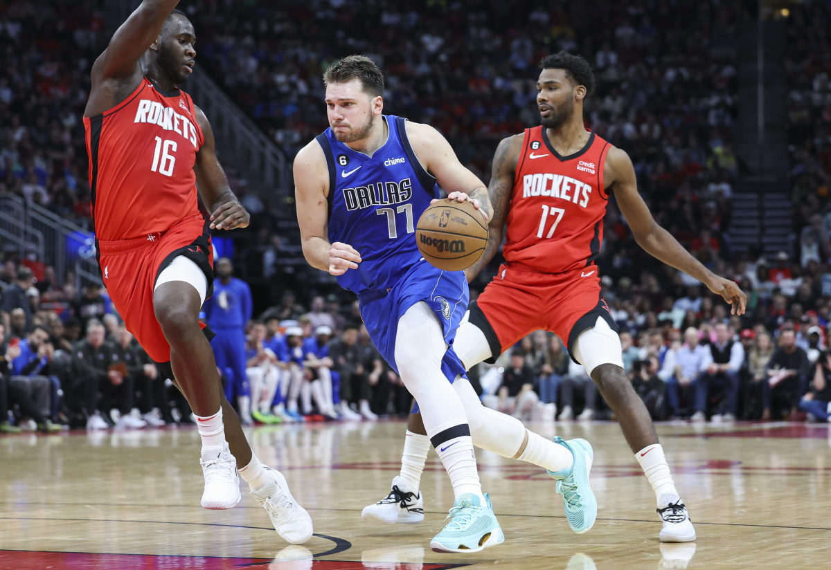 Dallas Mavs Prepare for 'Scrappy' DefensiveMinded Houston Rockets