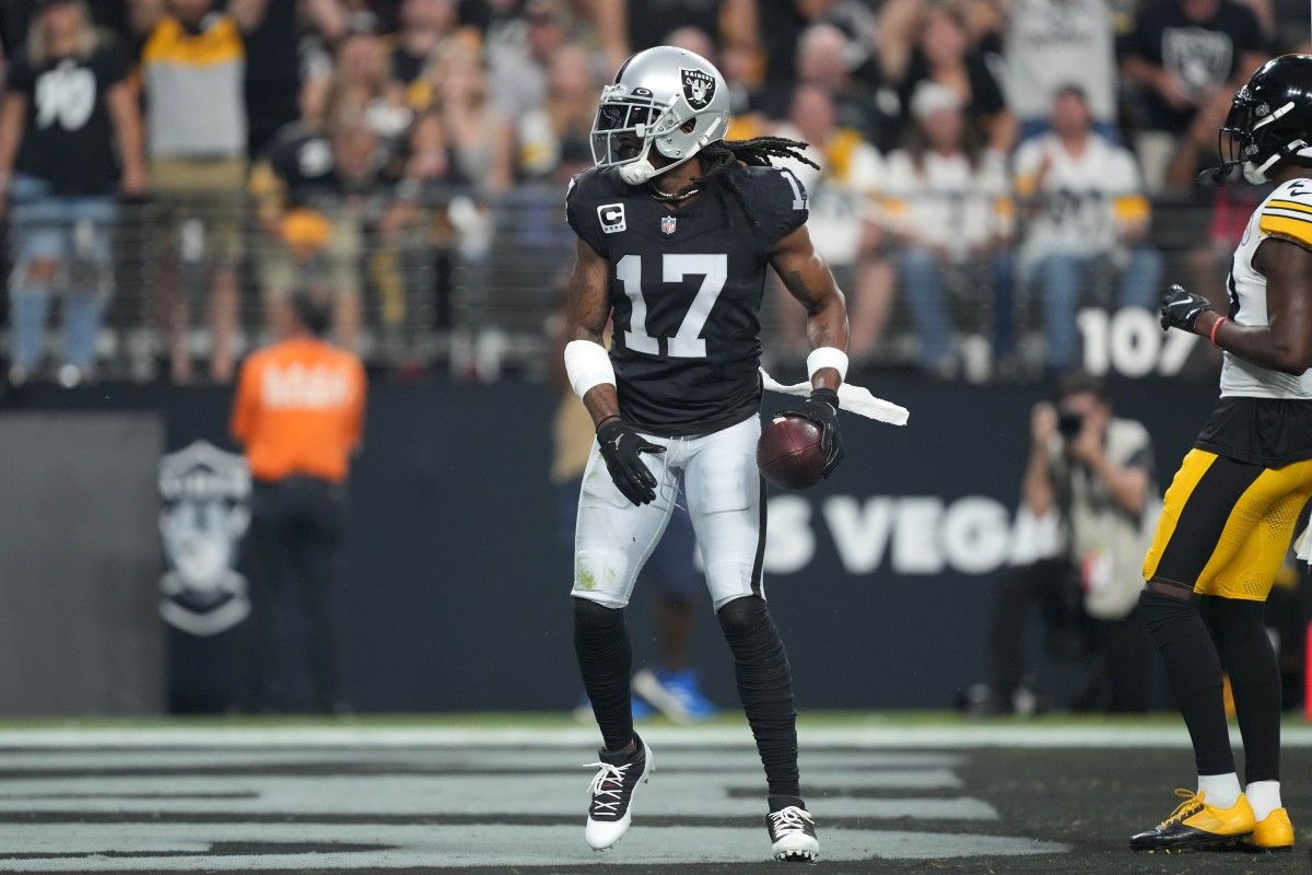 Las Vegas Raiders wide receiver Davante Adams had 174 receiving yards and two touchdowns in Week 3.