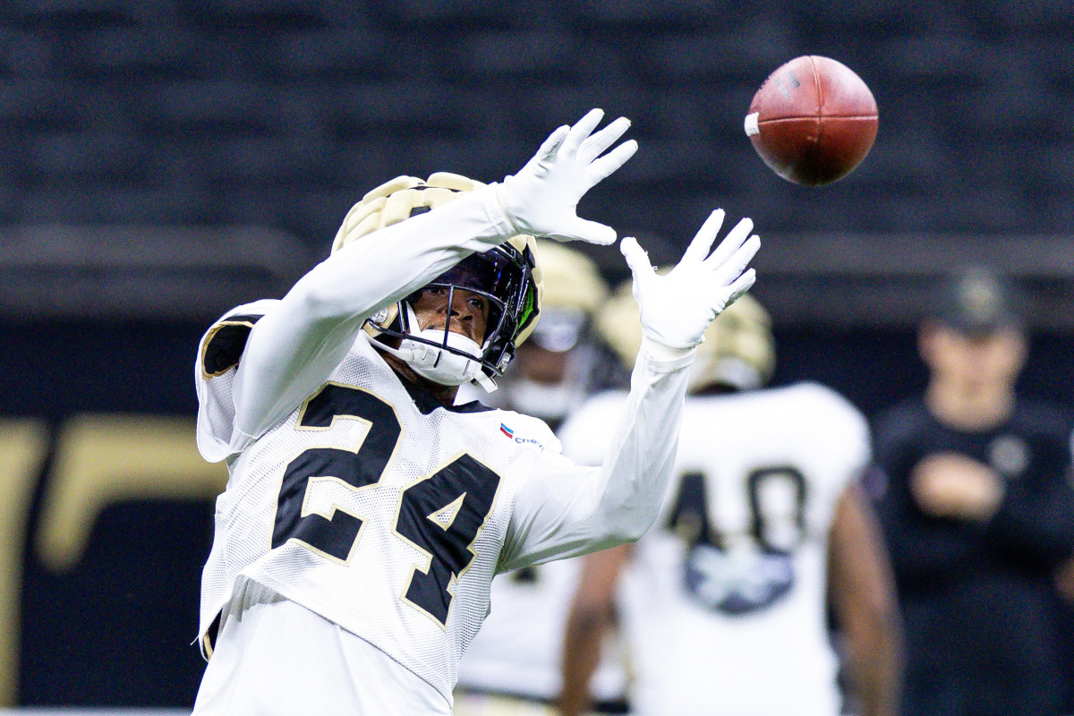 New Orleans Saints safety Johnathan Abram (24) works on defensive back drills