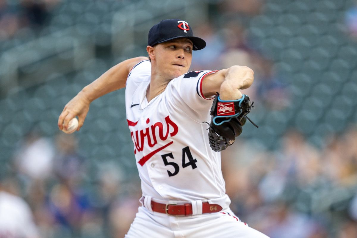 Minnesota Twins starting pitcher Sonny Gray delivers a pitch in the first inning against the SF Giants at Target Field. (2023)