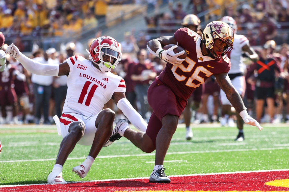 Gophers speedy running back Zach Evans entering transfer portal