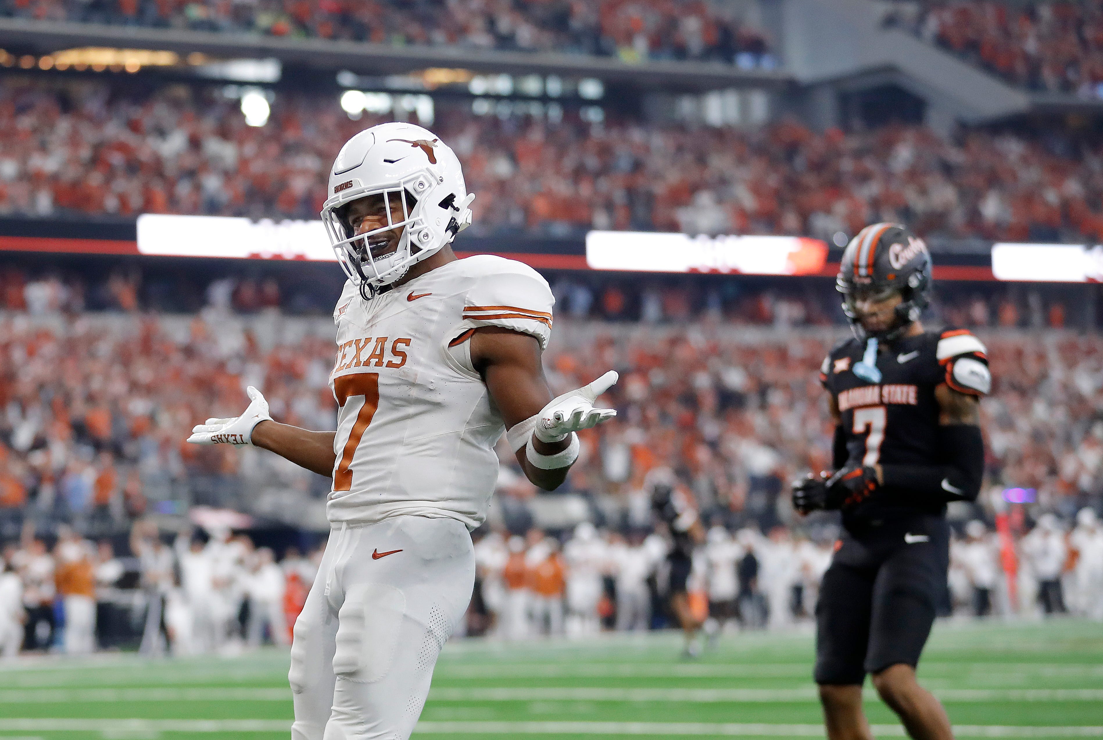 Texas RB Keilan Robinson scored two touchdowns against the Cowboys on Saturday