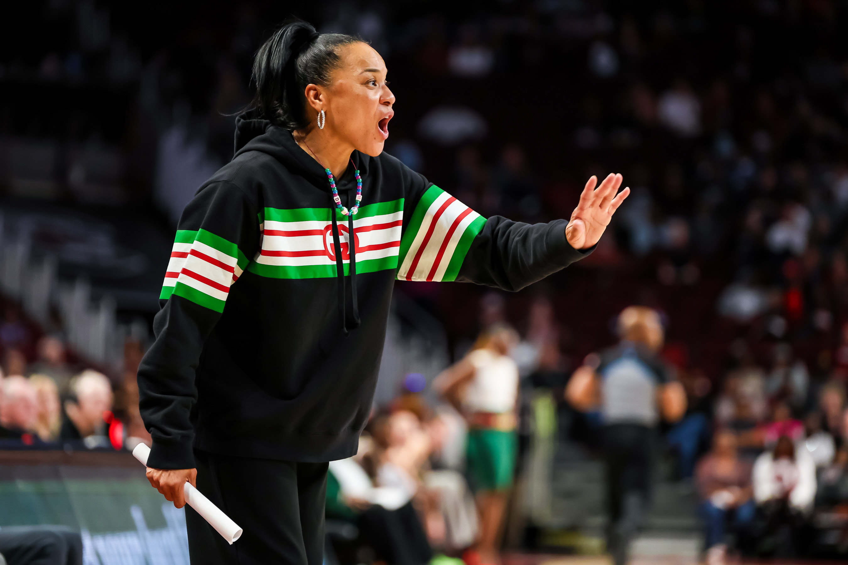 Dawn Staley coaching the team from the sidelines against Mississippi Valley State (24th Nov., 2023)