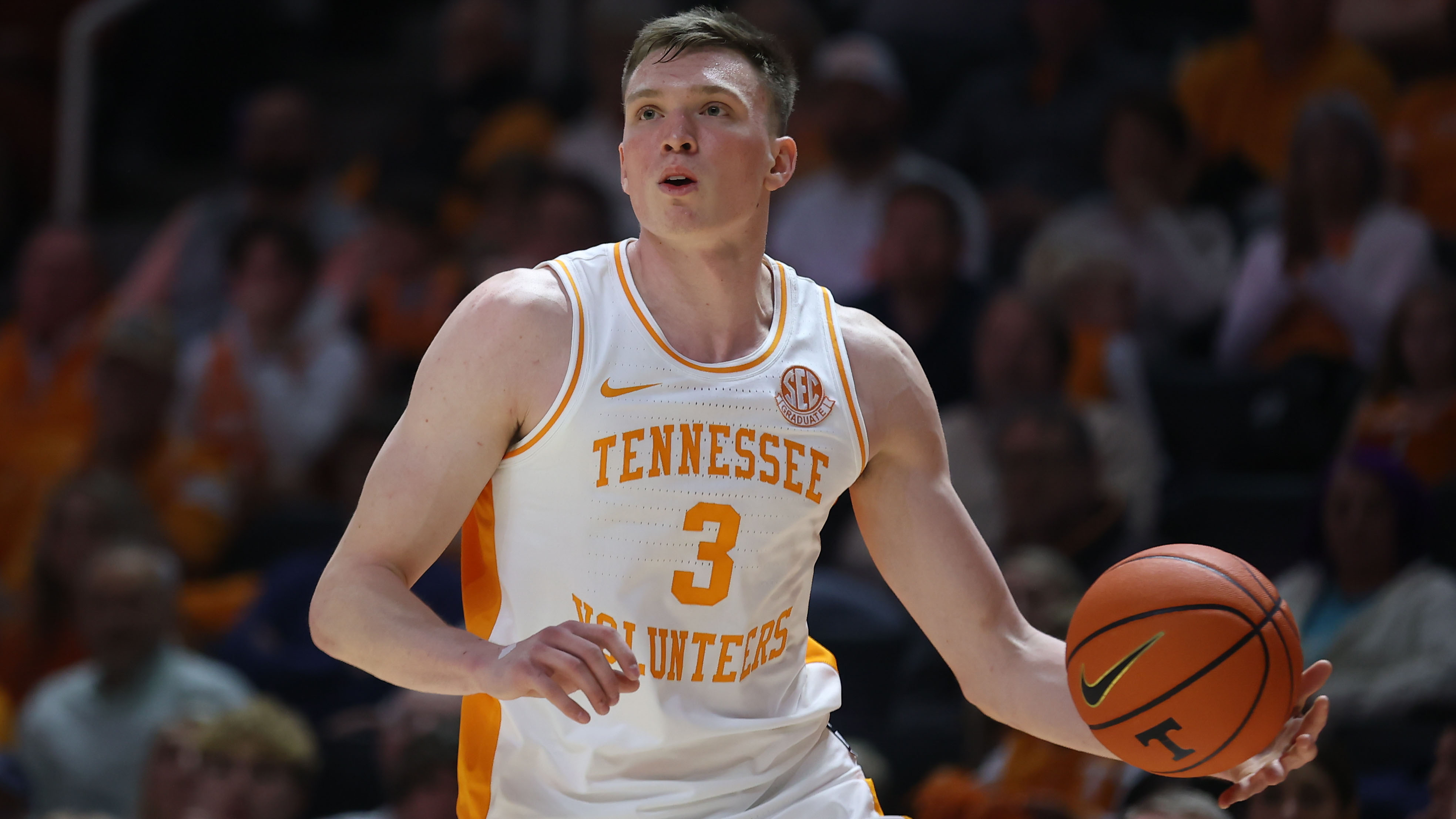 Tennessee Volunteers guard Dalton Knecht.