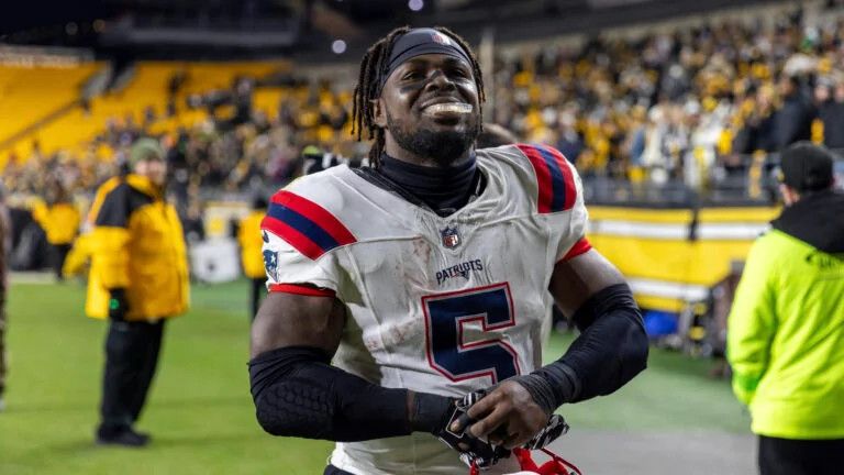 Jabrill Peppers had a key interception for the Patriots, then he had his coach's back.