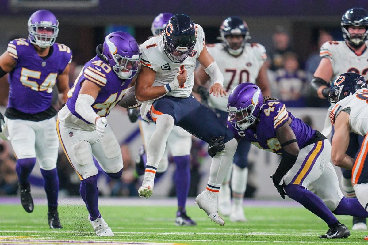 Las Vegas Raiders preparing for Vikings' blitz tendency.