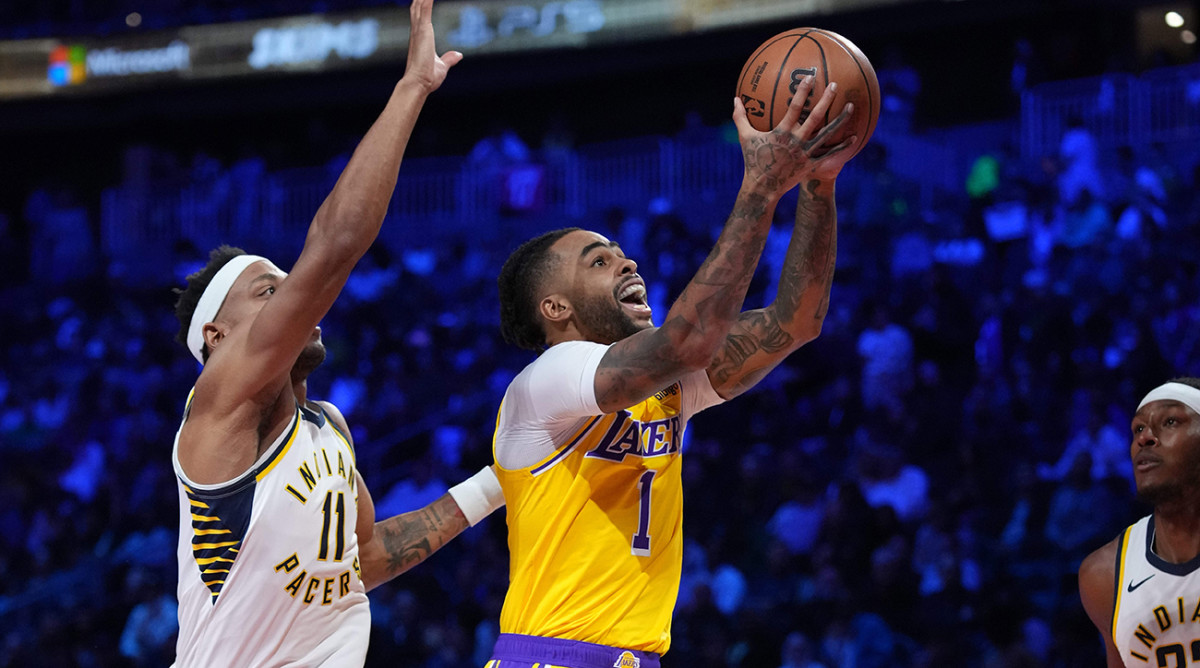 Lakers guard D’Angelo Russell (1) shoots against Pacers forward Bruce Brown (11) in the third quarter of the in-season tournament championship final at T-Mobile Arena.