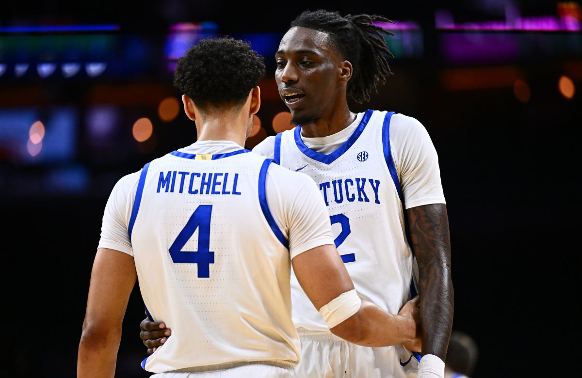 Dec 9, 2023; Philadelphia, Pennsylvania, USA; Kentucky Wildcats forward Aaron Bradshaw (2) talks with forward Tre Mitchell (4) in the first half against the Penn Quakers at Wells Fargo Center. Mandatory Credit: Kyle Ross-USA TODAY Sports