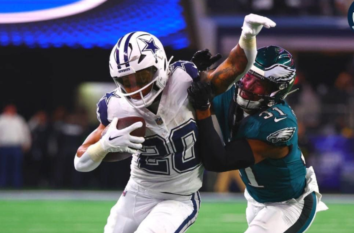 Tony Pollard rolled over another opponent at AT&T Stadium, this time the Eagles.