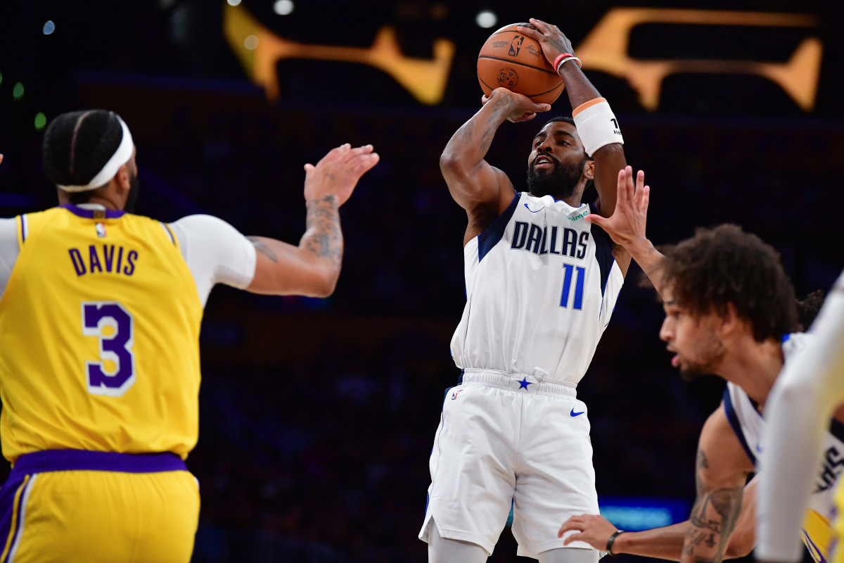 Dallas Mavs Top 3 Betting Picks vs. Los Angeles Lakers Luka Doncic, LeBron James Go Headto