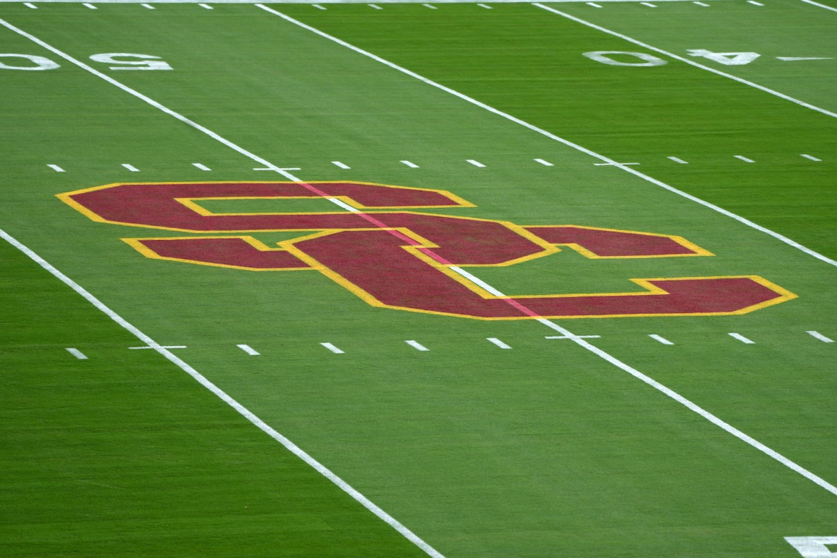 USC Football: 4-Star Senior Tight End Officially Signs With Trojans