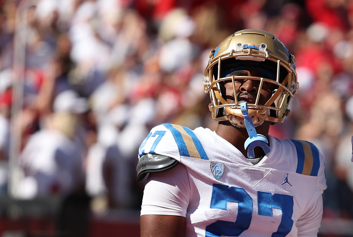 UCLA Bruins defensive back Kamari Ramsey (27) and defensive back John Humphrey (6) react to a touchdown by the Utah Utes in the second quarter at Rice-Eccles Stadium.