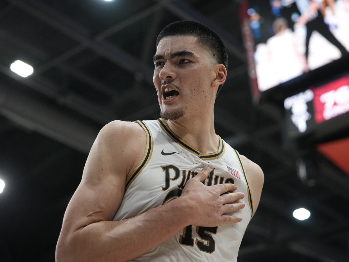 Purdue Men's Basketball Star Navigates Immigration Law to Land NIL Deal