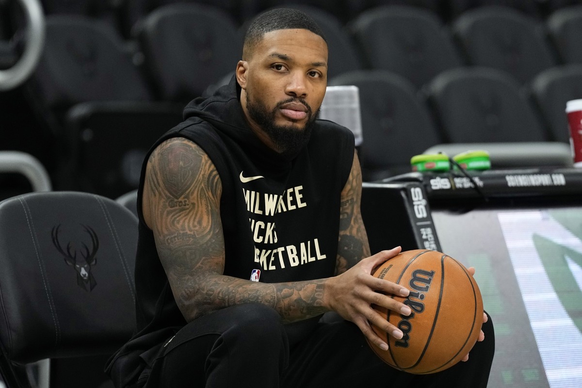 Milwaukee Bucks guard Damian Lillard (0) looks on during warmups 