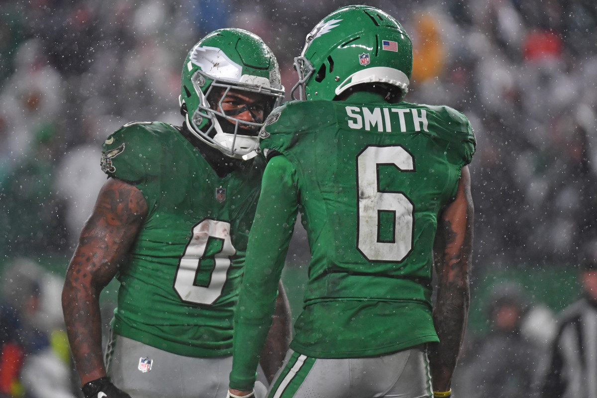 D'Andre Swift, DeVonta Smith and the Philadelphia Eagles have a chance to clinch a playoff spot in Week 15. 