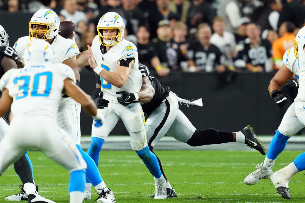 Las Vegas Raiders defensive end Malcolm Koonce had a career game in Thursday's 63-21 win over the Los Angeles Chargers.