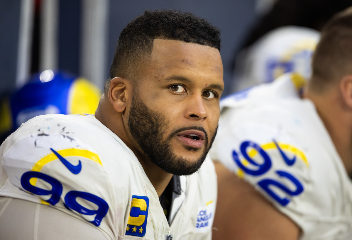 Could the Los Angeles Rams be without defensive tackle Aaron Donald for Sunday's game against the Washington Commanders? 
