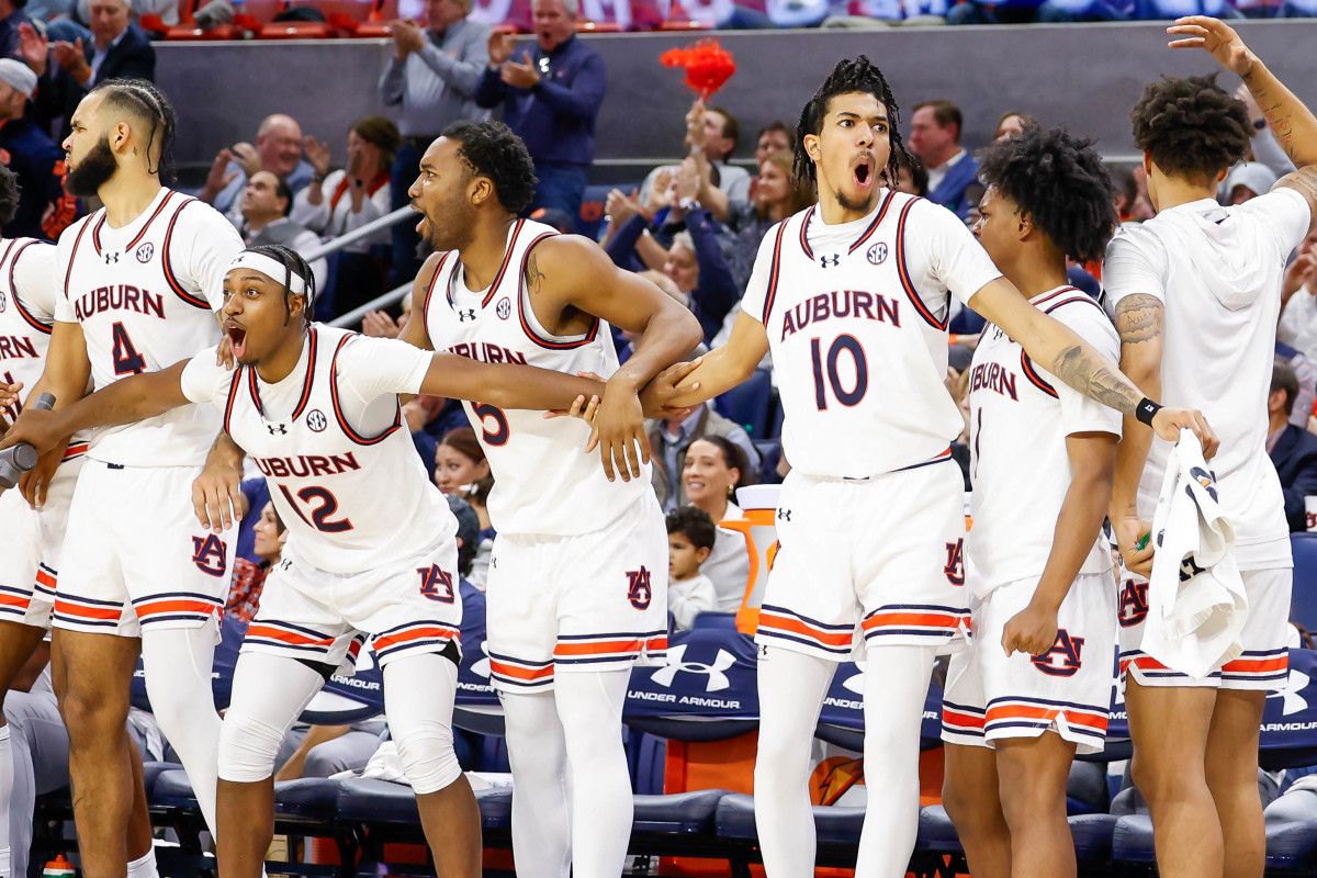 Auburn basketball bench