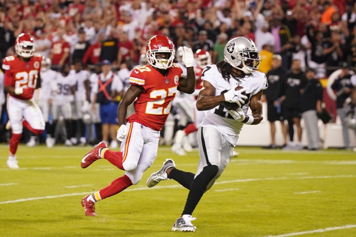 The Las Vegas Raiders have blown leads of 14-plus in two of their last three matchups against the Kansas City Chiefs.