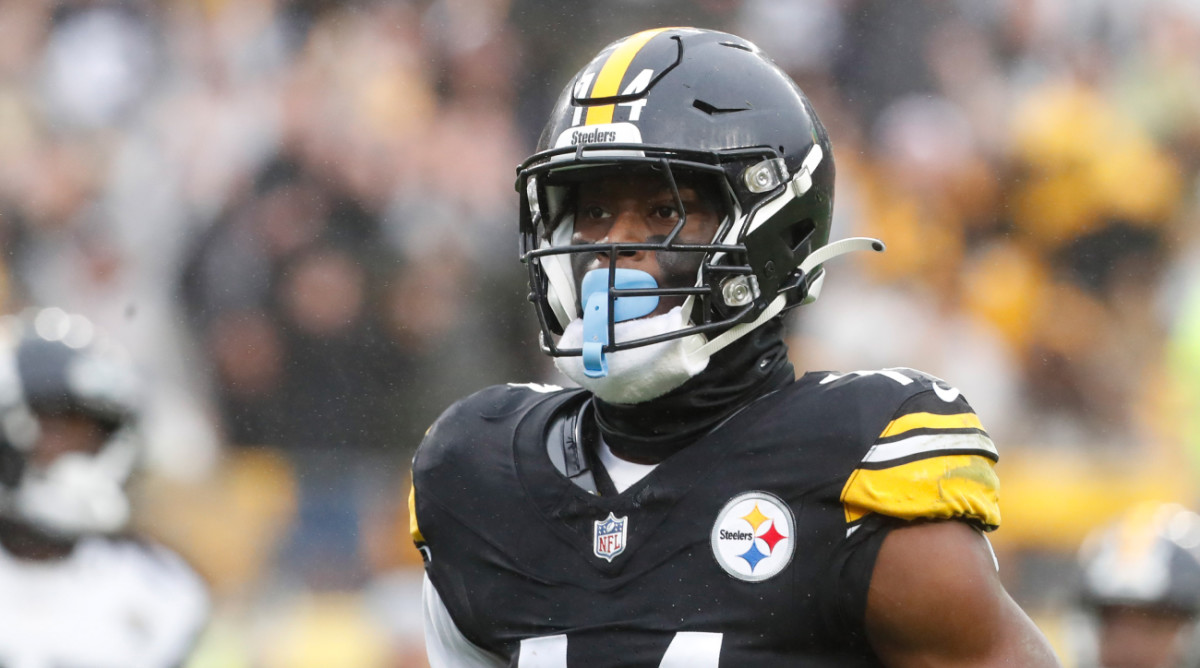 Steelers receiver George Pickens finishes running a play.