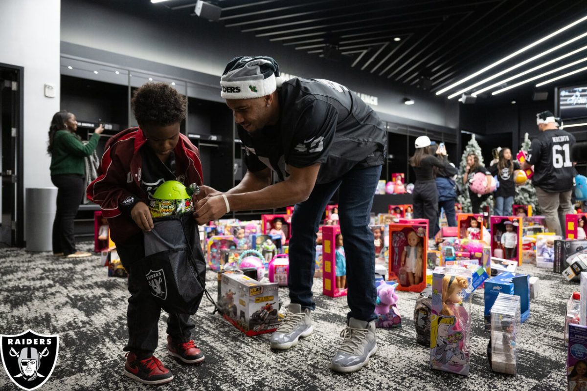 The Las Vegas Raiders provided their young fans an unforgettable experience at their second annual Youth Holiday Party.