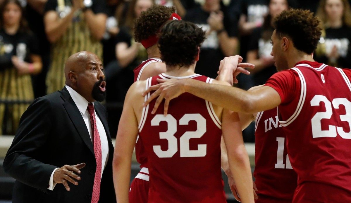 Indiana Hoosiers head coach Mike Woodson talks to his players during a timeout during the NCAA men s basketball game against the Purdue Boilermakers, Saturday, Feb. 25, 2023, at Mackey Arena in West Lafayette, Ind. Indiana Hoosiers won 79-71.