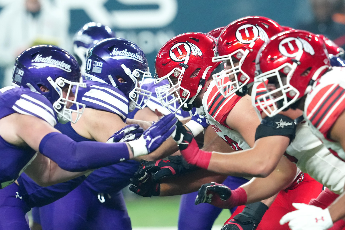 Dec 23, 2023; Las Vagas, NV, USA; The Northwestern Wildcats and the Utah Utes play during the second quarter at Allegiant Stadium. Mandatory Credit: Stephen R. Sylvanie-USA TODAY Sports