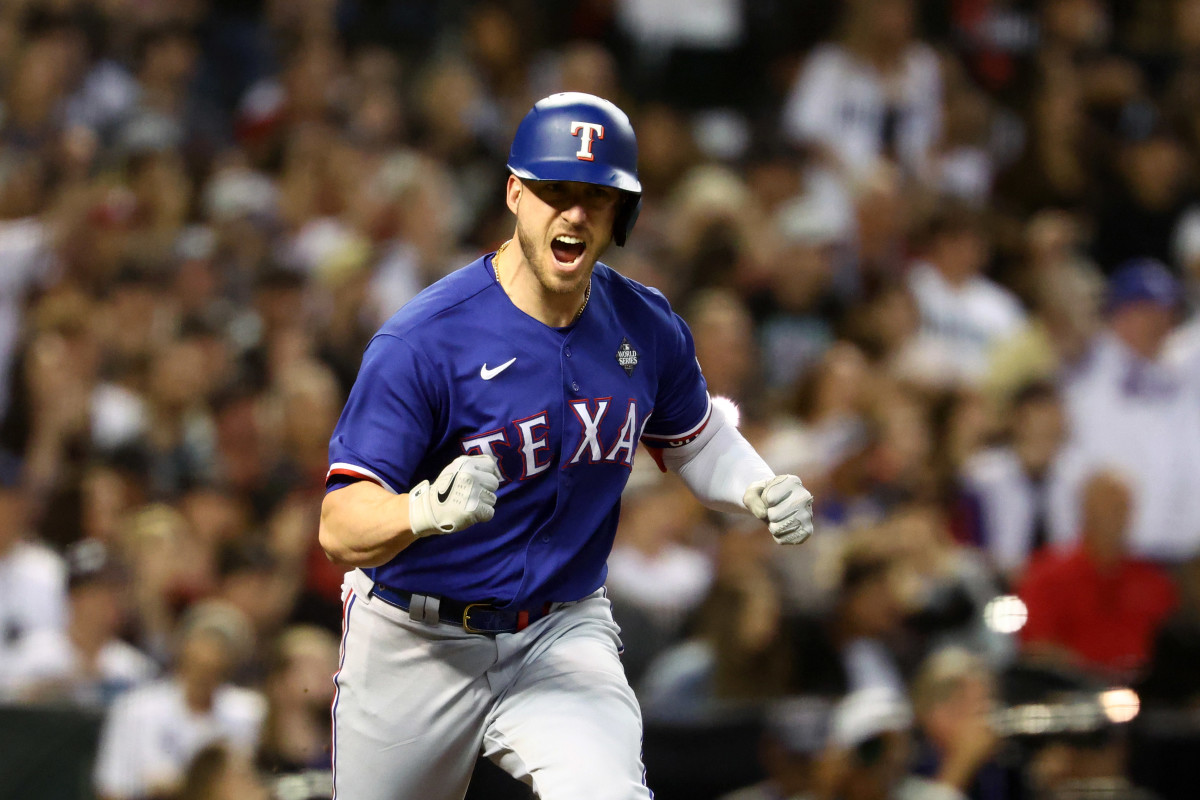 Mitch Garver's seventh-inning single put the Texas Rangers ahead for good in Game 5 of the World Series.