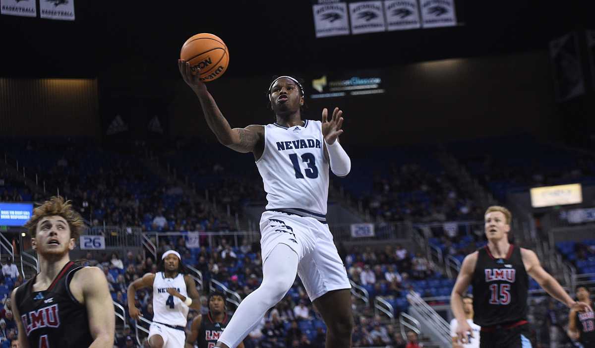 Nevada's Kenan Blackshear Erupts in Christmas Eve Win Over Tech