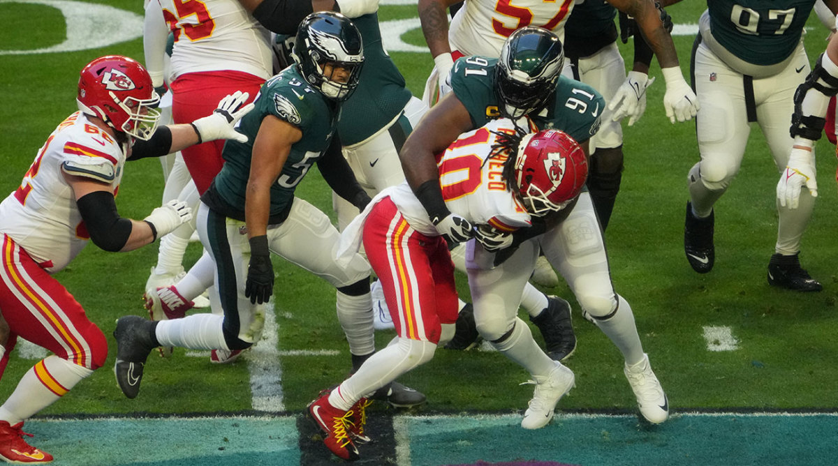 Why Eagles Mainstay Fletcher Cox Keeps Coming Back Sports Illustrated