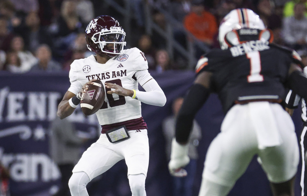 Texas A&M Aggies QB Jaylen Henderson Underwent 'Successful' Surgery