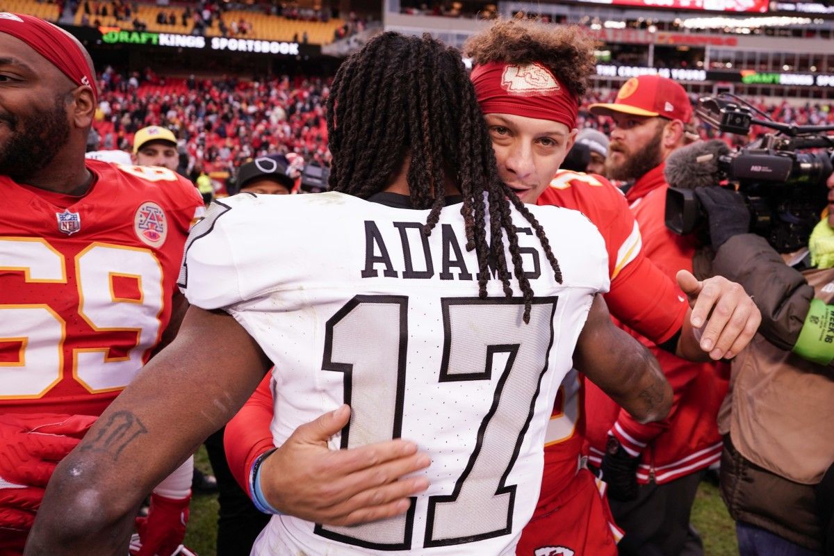Las Vegas Raiders All-Pro WR Davante Adams methodically finds ways to be a leader for the Silver and Black.