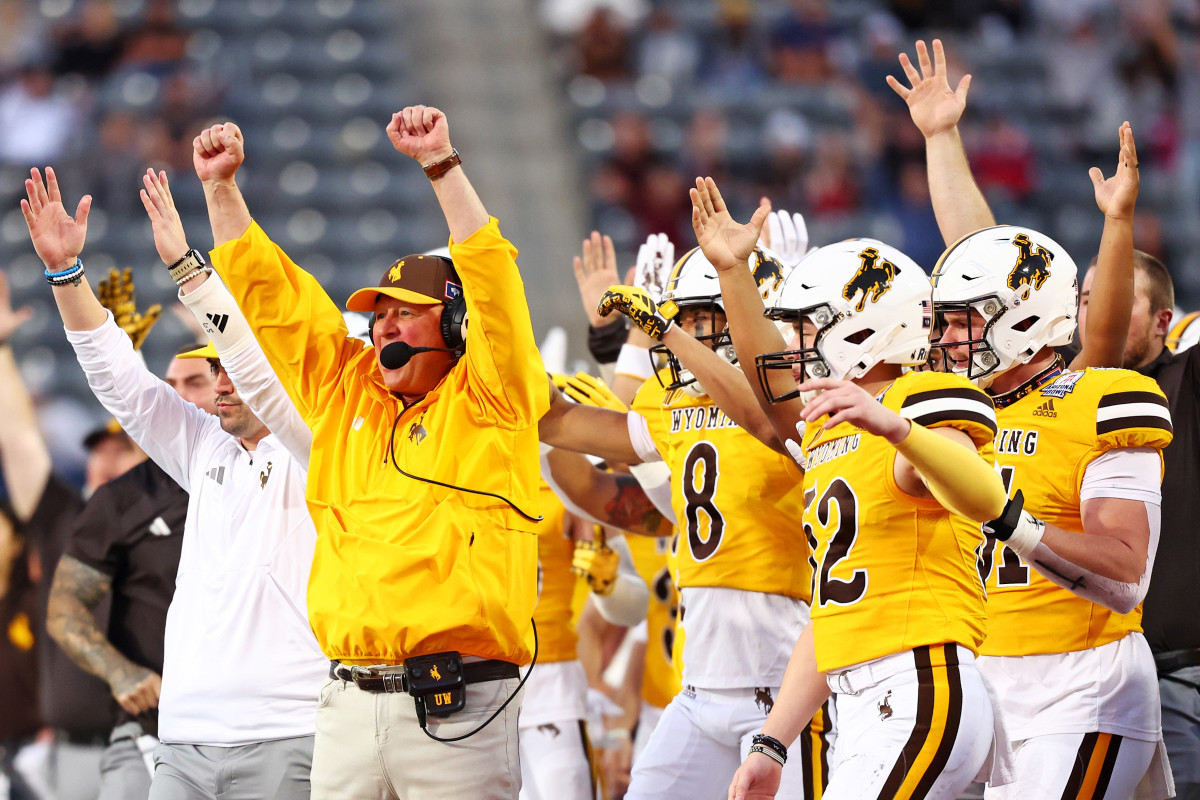 BREAKING Wyoming Win Craig Bohl's Final Game, Beat Toledo In Arizona