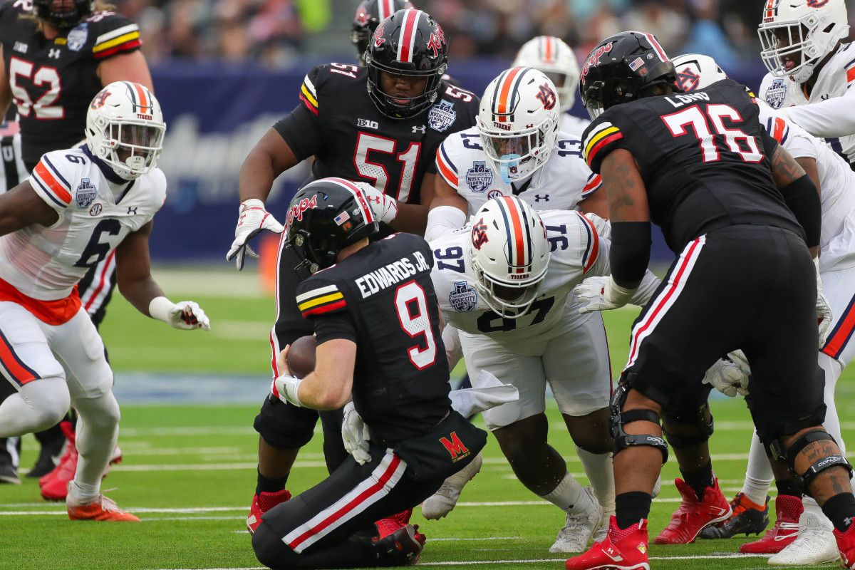 Auburn sacks Billy Edwards Jr.