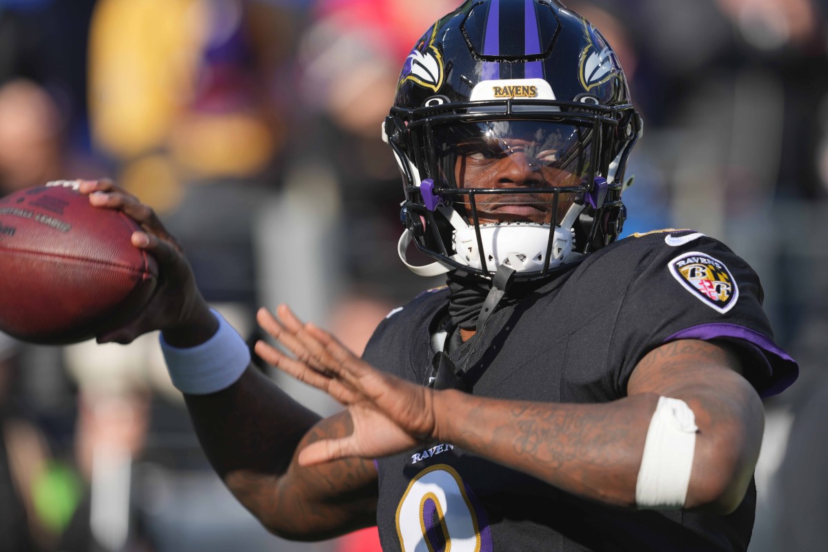 Ravens quarterback Lamar Jackson all but locked up his second MVP with his five-touchdown-pass performance against the Dolphins in Week 17.