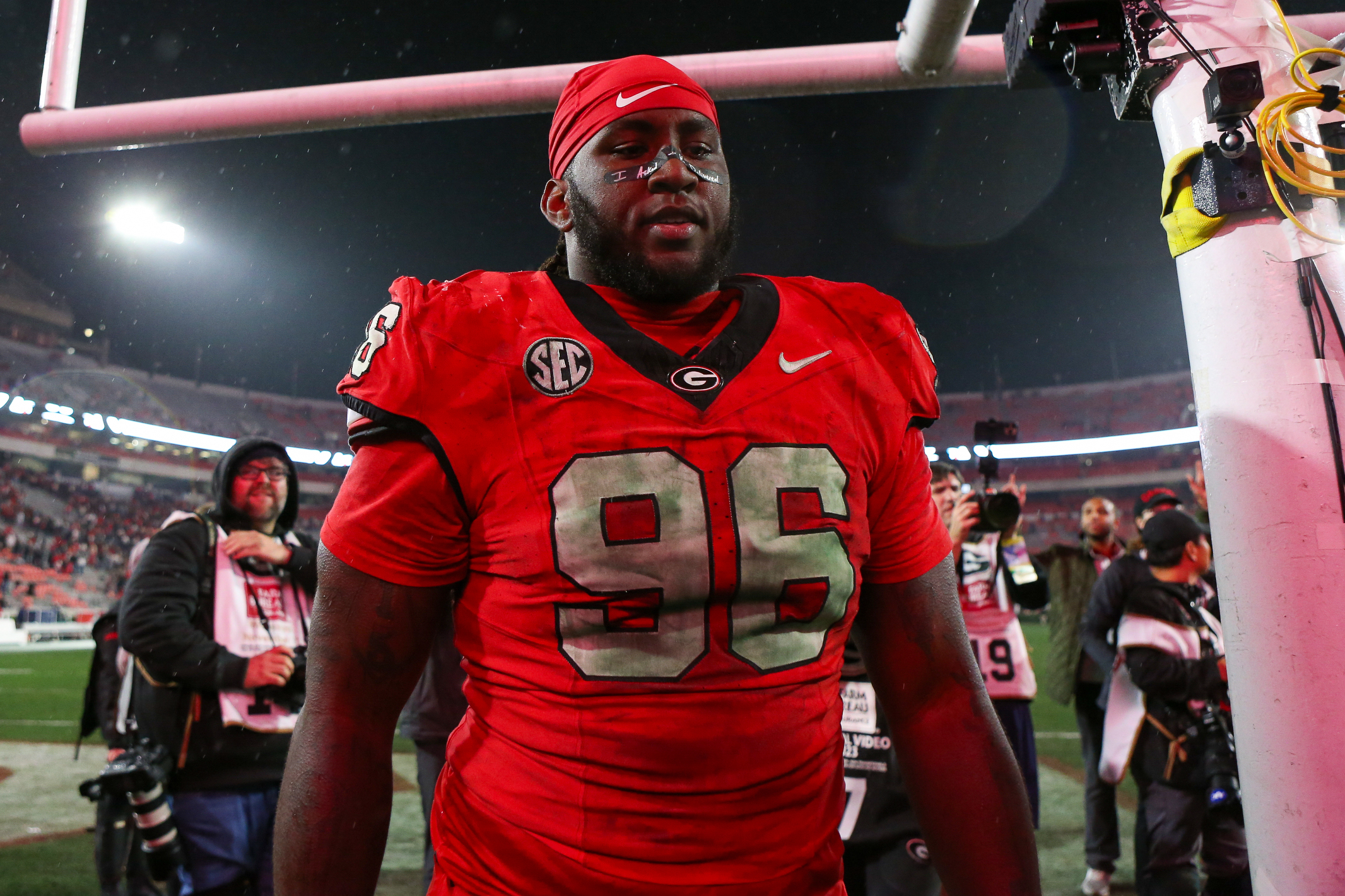 Football DT Zion Logue Announces NFL Decision Sports