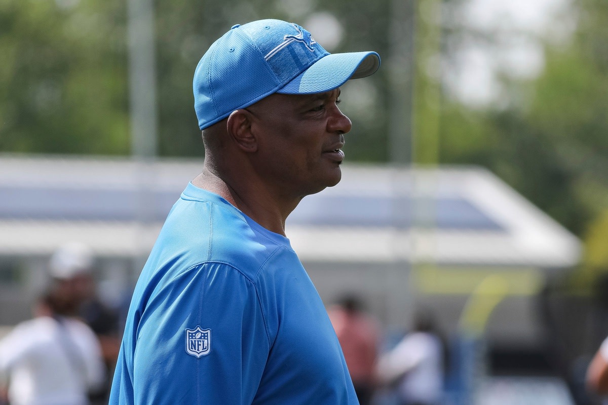 Detroit assistant GM Ray Agnew