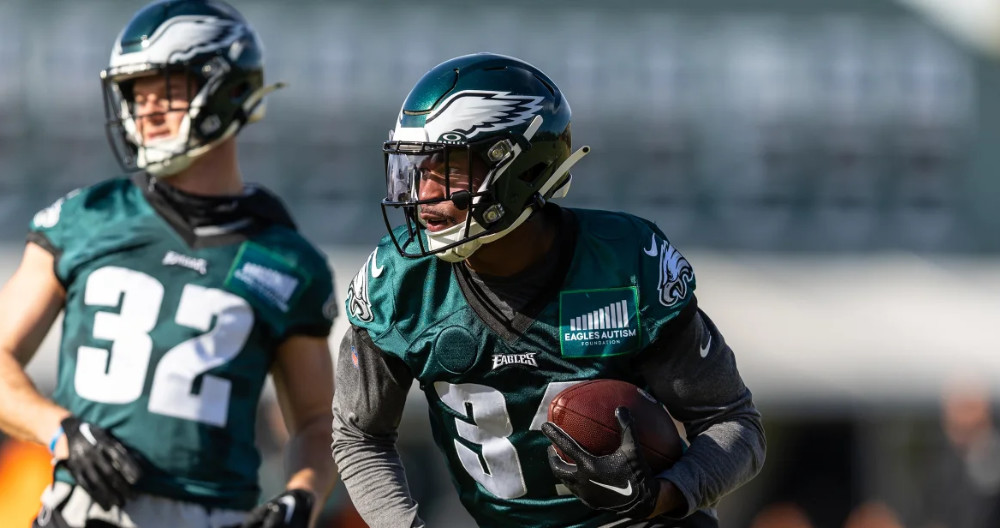 Divisive Leaks': Eagles Vet Kevin Byard Bluntly Reveals Problems in  Philadelphia Locker Room - Sports Illustrated Philadelphia Eagles News,  Analysis and More