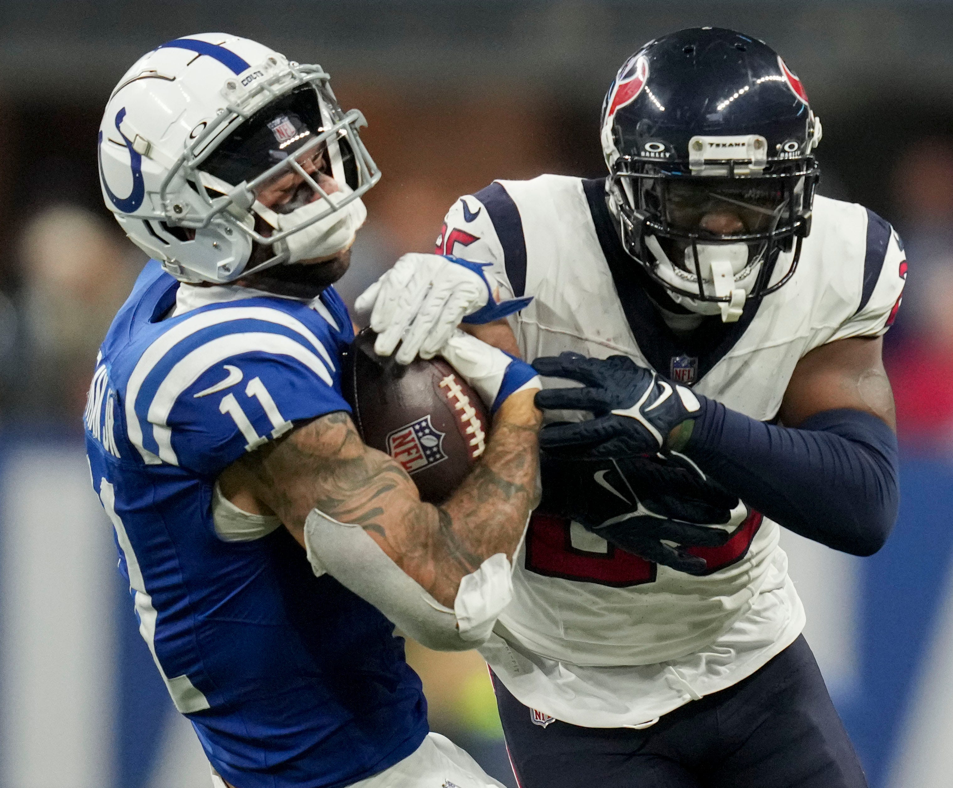 Colts' Taylor Has Vintage Performance vs. Texans Crunching Numbers