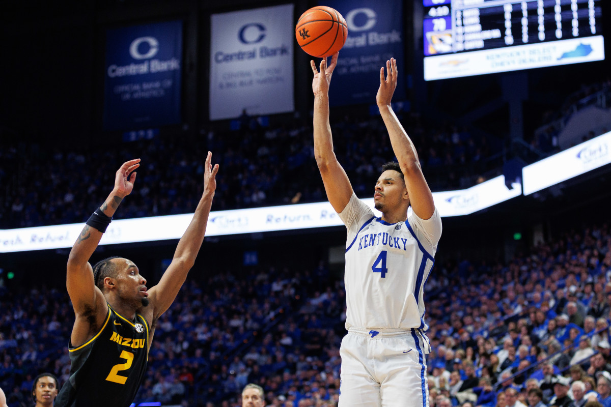 Jan 9, 2024; Lexington, Kentucky, USA; Kentucky Wildcats forward Tre Mitchell (4) shoots the ball during the second half against the Missouri Tigers at Rupp Arena at Central Bank Center. Mandatory Credit: Jordan Prather-USA TODAY Sports