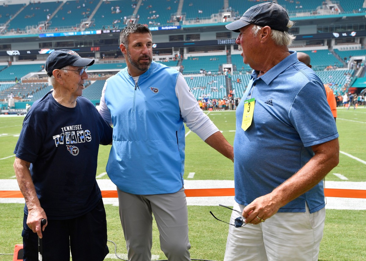 Titans head coach Mike Vrabel spends time with his grandfather, George, left, and father, Chuck, before the game against the Dolphins at Hard Rock Stadium Sunday, Sept. 9, 2018, in Miami Gardens, Fla. 