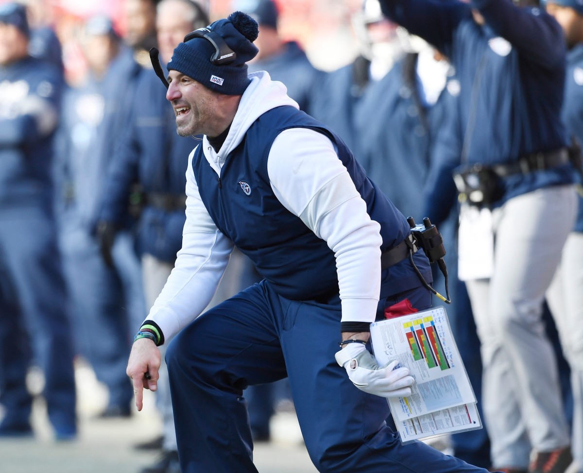 Tennessee Titans head coach Mike Vrabel yells during the first quarter of the AFC Championship game against the Kansas City Chiefs at Arrowhead Stadium Sunday, Jan. 19, 2020 in Kansas City, Mo.